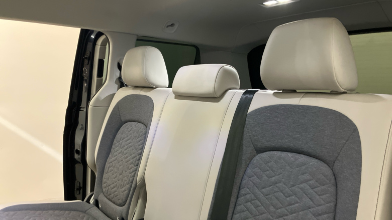 Volkswagen ID. Buzz 150kW 1ST Edition Pro 77kWh 5dr Auto Electric Estate